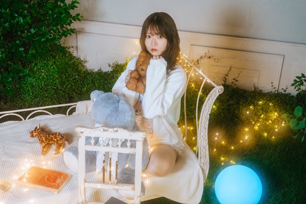 響 万里菜